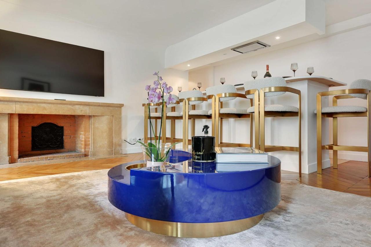 Elegant Apartment - 2Bd-6P - Avenue Montaigne Paris Extérieur photo