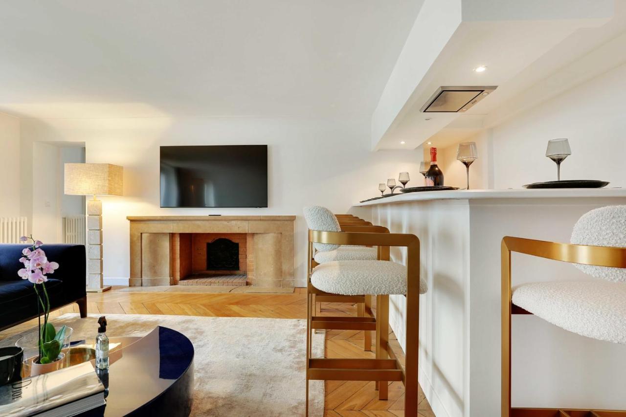 Elegant Apartment - 2Bd-6P - Avenue Montaigne Paris Extérieur photo